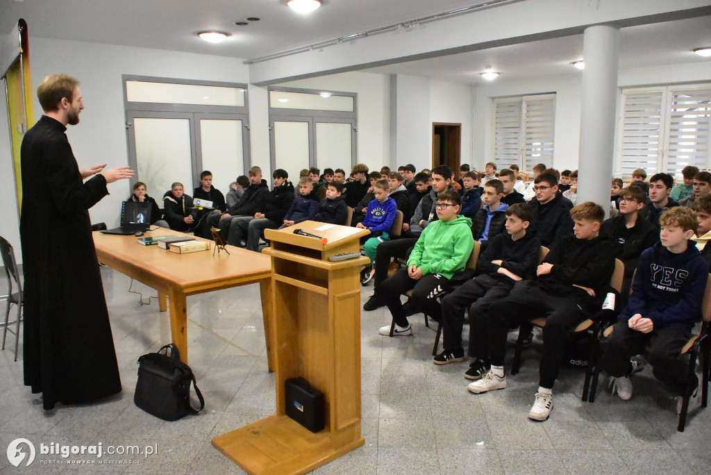 Biblia, Liturgia i Logopeda. W Biłgoraju ruszył kurs lektorski