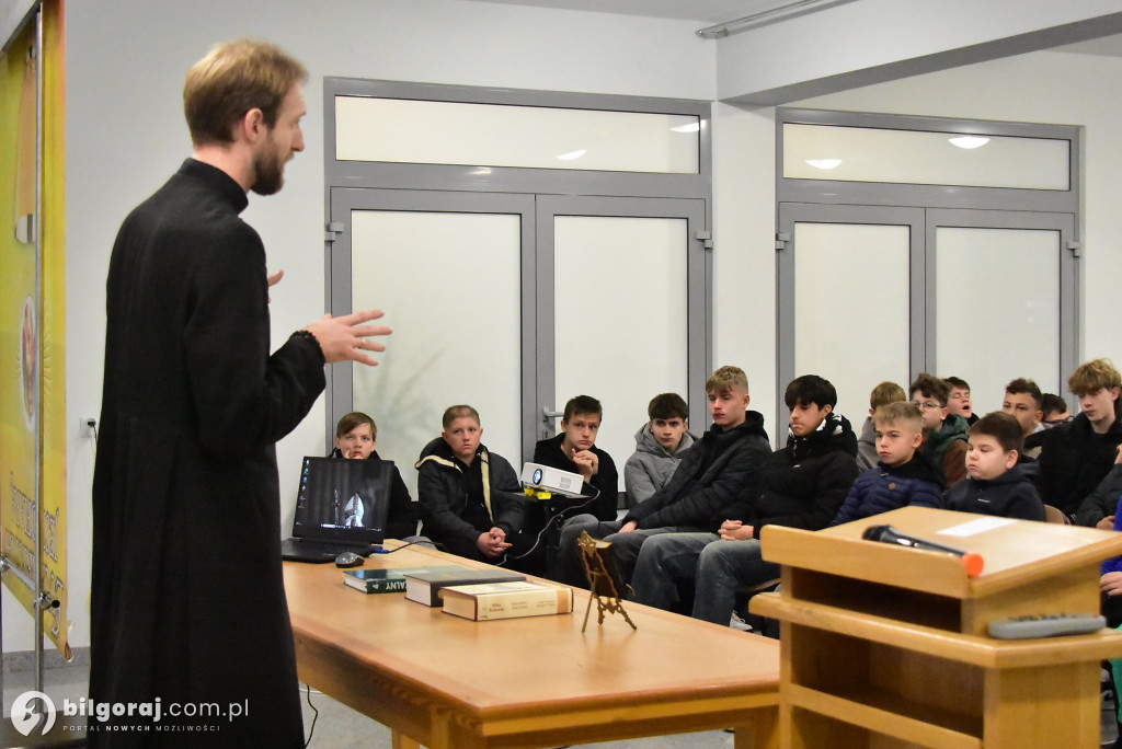 Biblia, Liturgia i Logopeda. W Biłgoraju ruszył kurs lektorski