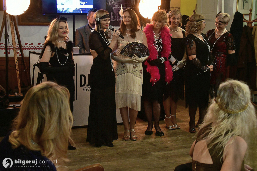 Rada Kobiet przeniosła uczestników do lat 20. i 30.