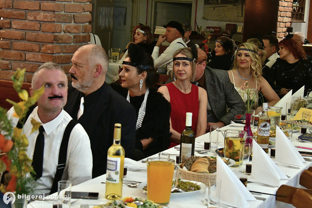 Rada Kobiet przeniosła uczestników do lat 20. i 30.