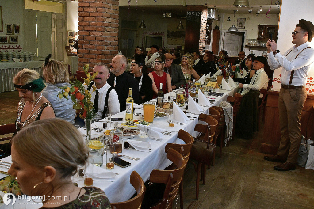 Rada Kobiet przeniosła uczestników do lat 20. i 30.