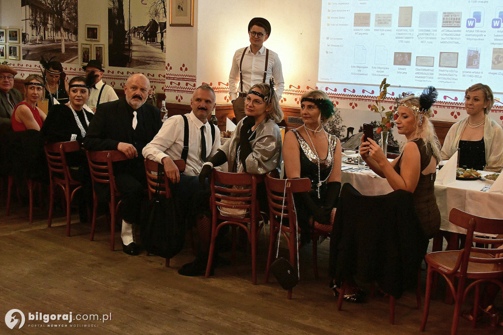 Rada Kobiet przeniosła uczestników do lat 20. i 30.