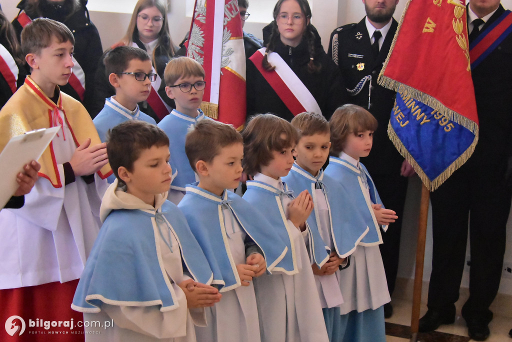 Wprowadzenie relikwii św. Jana Pawła II do Chmielka