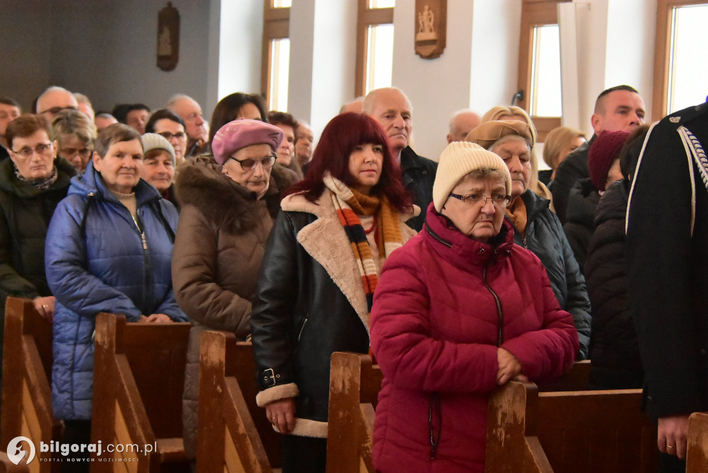 Wprowadzenie relikwii św. Jana Pawła II do Chmielka