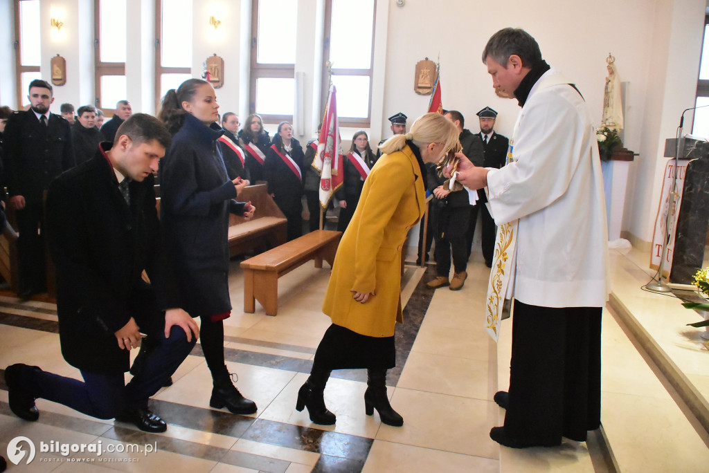 Wprowadzenie relikwii św. Jana Pawła II do Chmielka