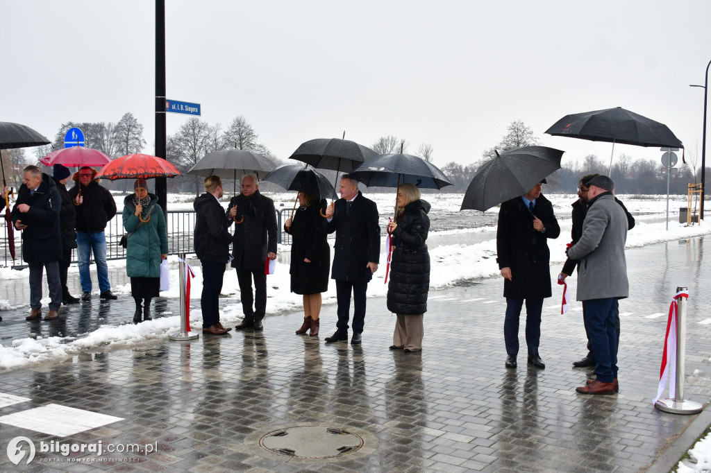 Uroczyste otwarcie nowych dróg w Osiedlu Nadstawna