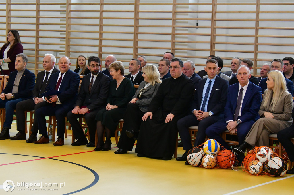 Hala Sportowa przy SP Nr 3 Otwarta!