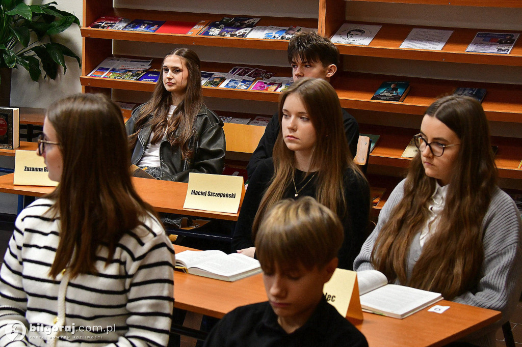 Trwa Powiatowy Konkurs Pięknego Czytania