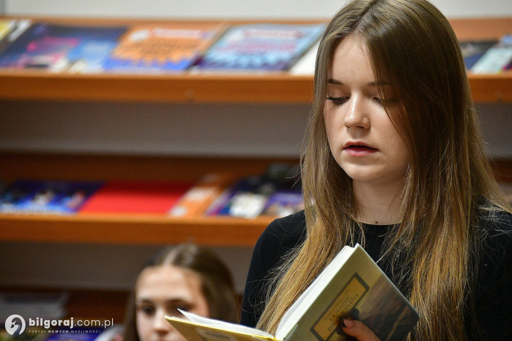 Trwa Powiatowy Konkurs Pięknego Czytania