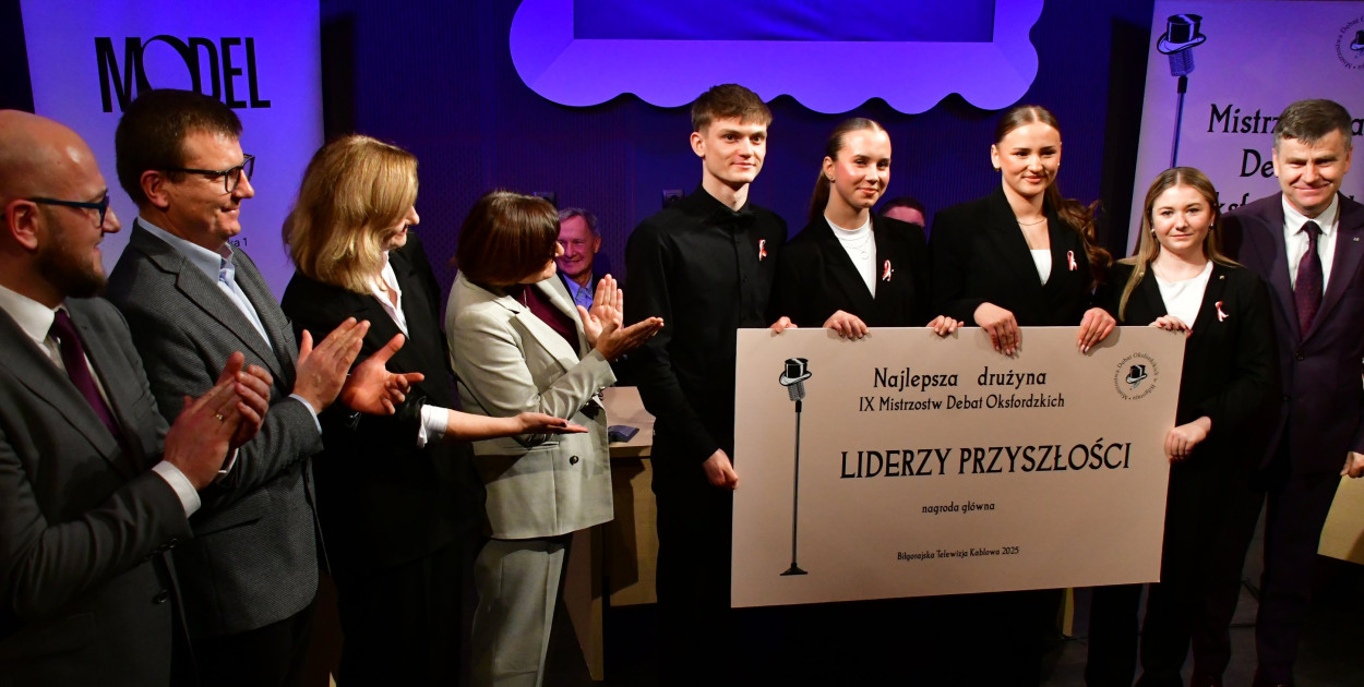 Finał debat oksfordzkich: Lista zwycięzców, wyróżnienia indywidualne