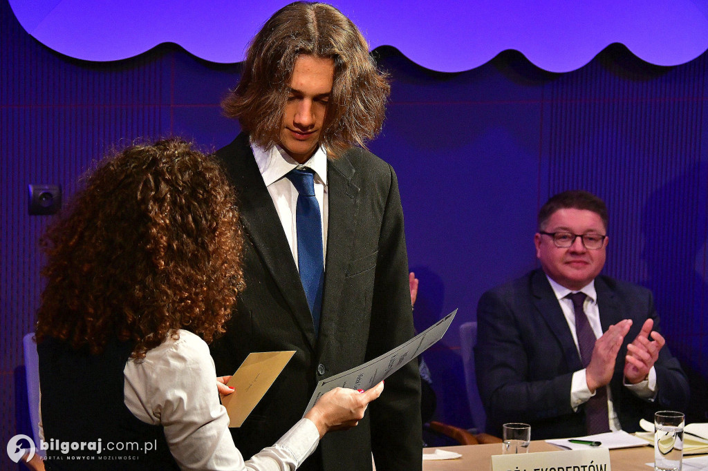 Finał debat oksfordzkich: Lista zwycięzców, wyróżnienia indywidualne