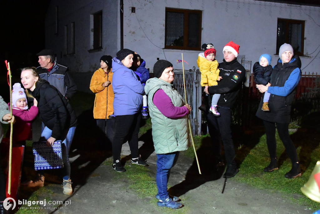 Strażacy i KGW w akcji: Mikołaj na quadzie odwiedził Majdan