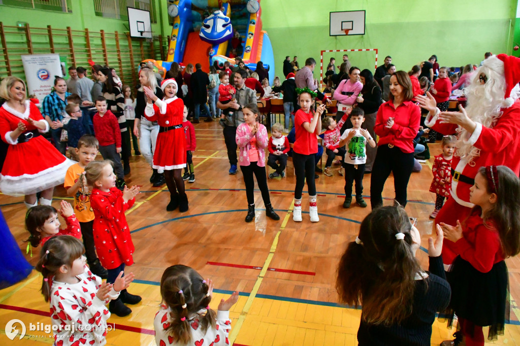 Biłgoraj. Trwają Mikołajki z Medykiem