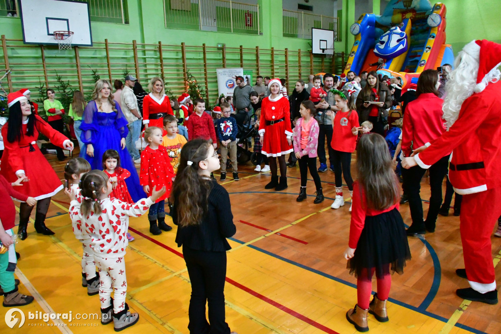 Biłgoraj. Trwają Mikołajki z Medykiem