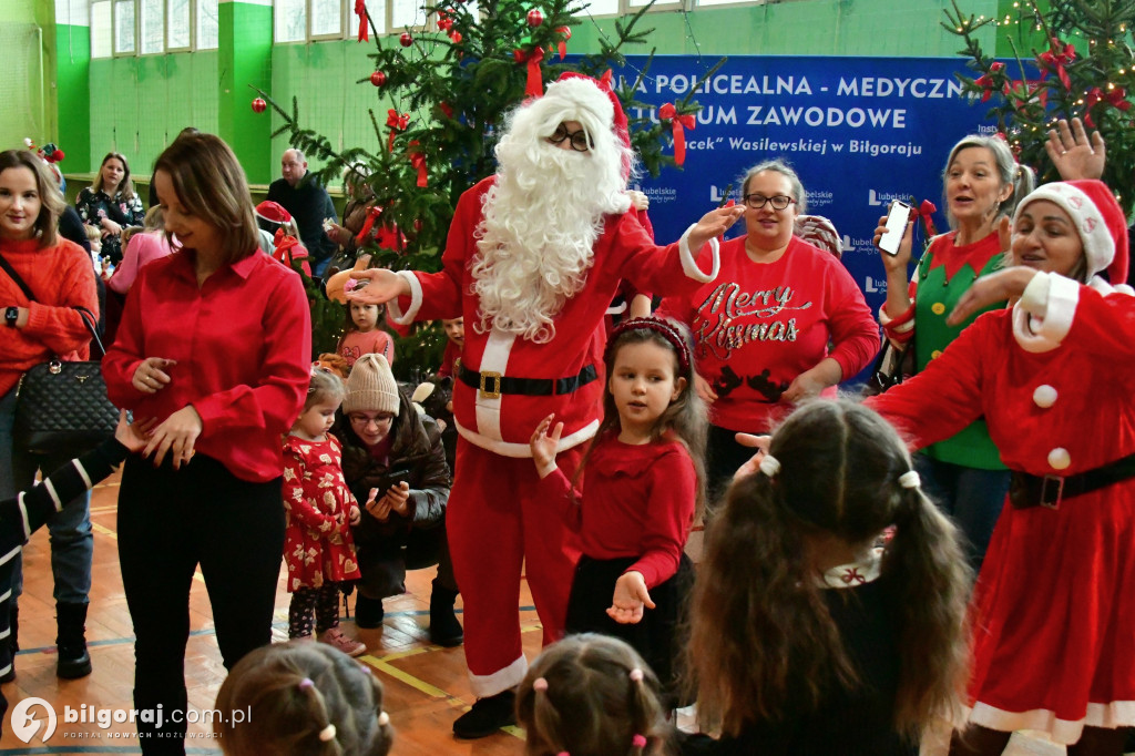 Biłgoraj. Trwają Mikołajki z Medykiem