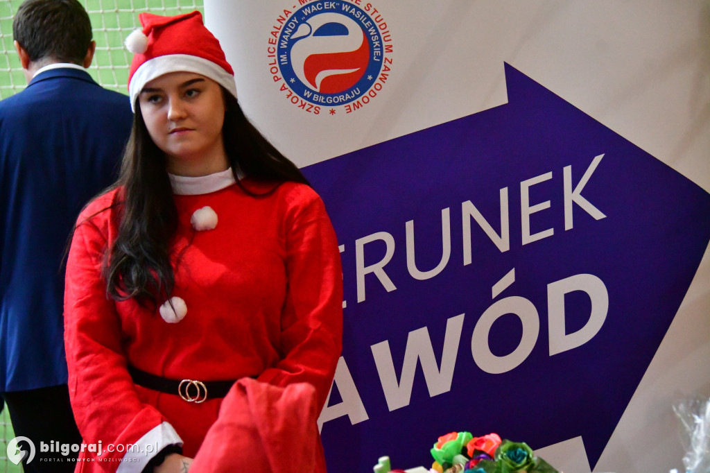 Biłgoraj. Trwają Mikołajki z Medykiem