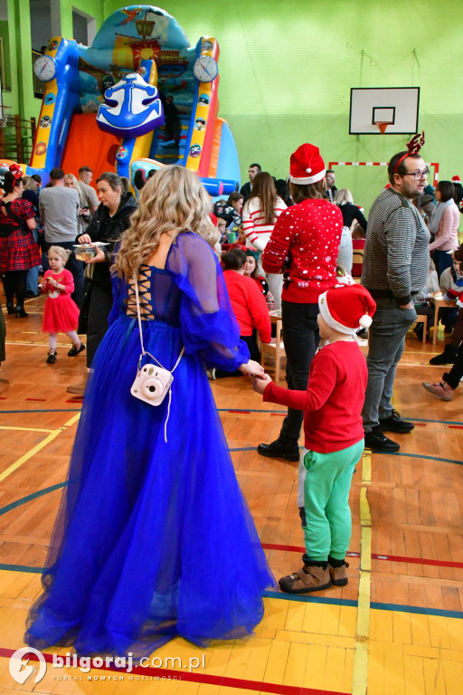 Biłgoraj. Trwają Mikołajki z Medykiem