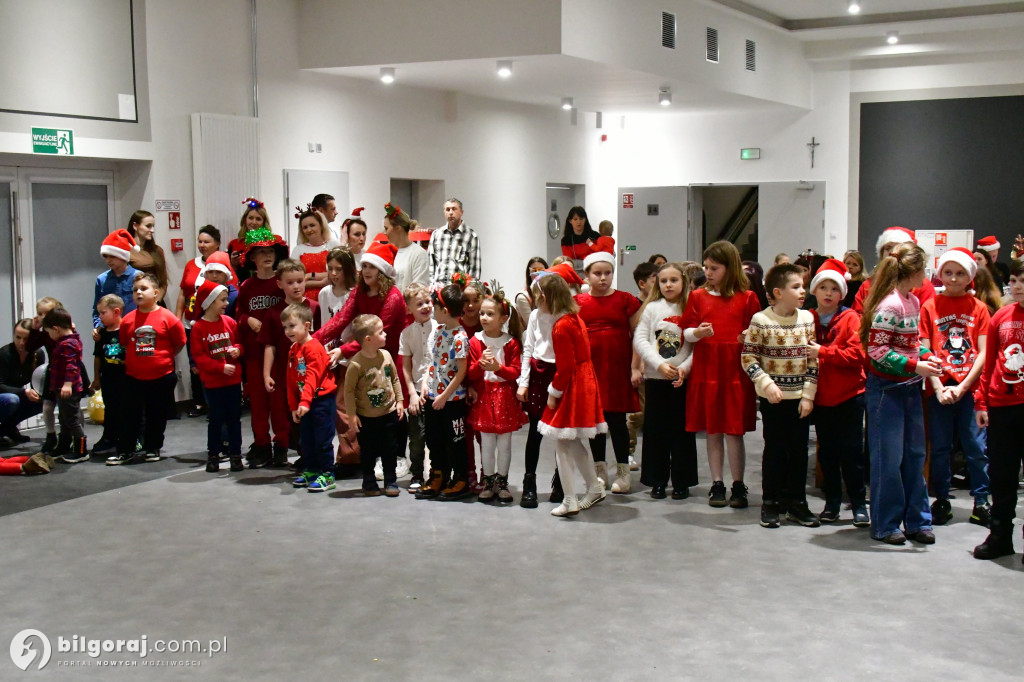 Od ozdób choinkowych po prezenty: Mikołajki w Biszczy