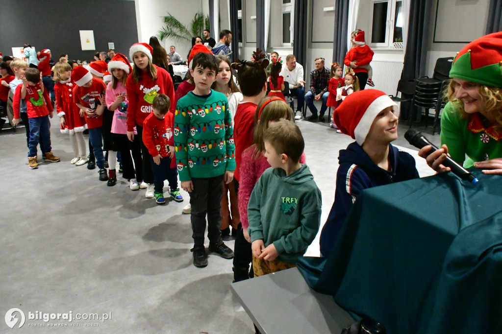 Od ozdób choinkowych po prezenty: Mikołajki w Biszczy