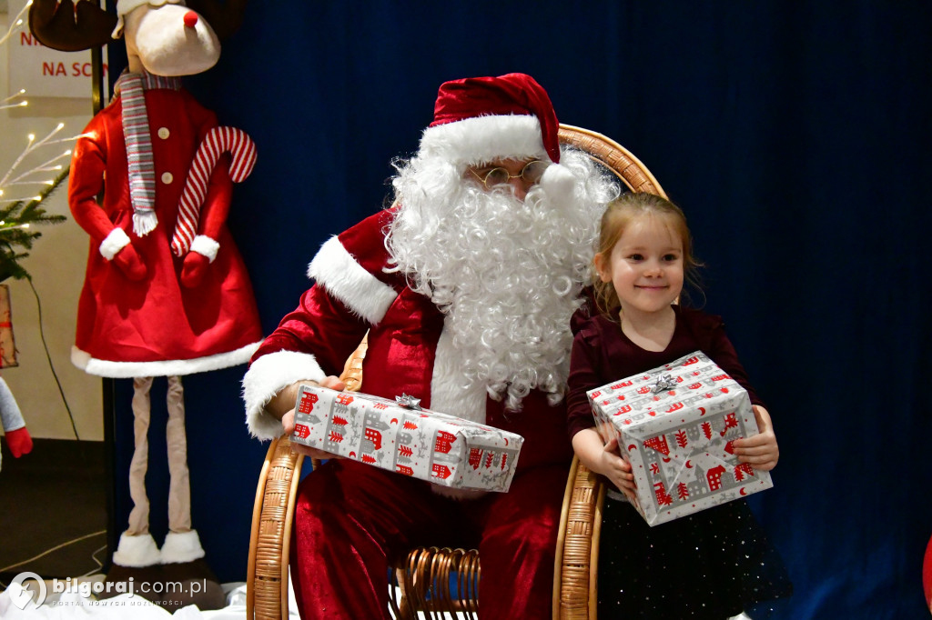 Od ozdób choinkowych po prezenty: Mikołajki w Biszczy
