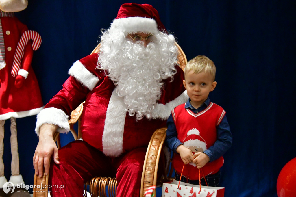 Od ozdób choinkowych po prezenty: Mikołajki w Biszczy