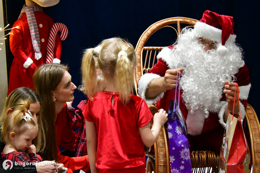 Od ozdób choinkowych po prezenty: Mikołajki w Biszczy