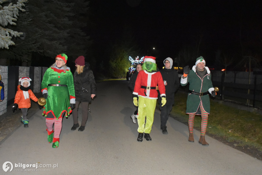 Fabryka zabawek w Dereźni! Mikołaj na platformie odwiedził wioskę