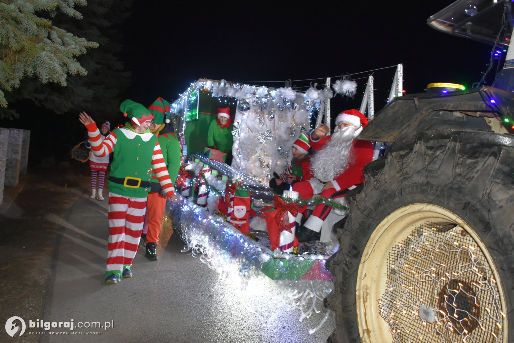 Fabryka zabawek w Dereźni! Mikołaj na platformie odwiedził wioskę