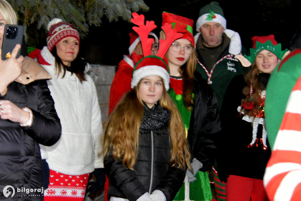 Fabryka zabawek w Dereźni! Mikołaj na platformie odwiedził wioskę