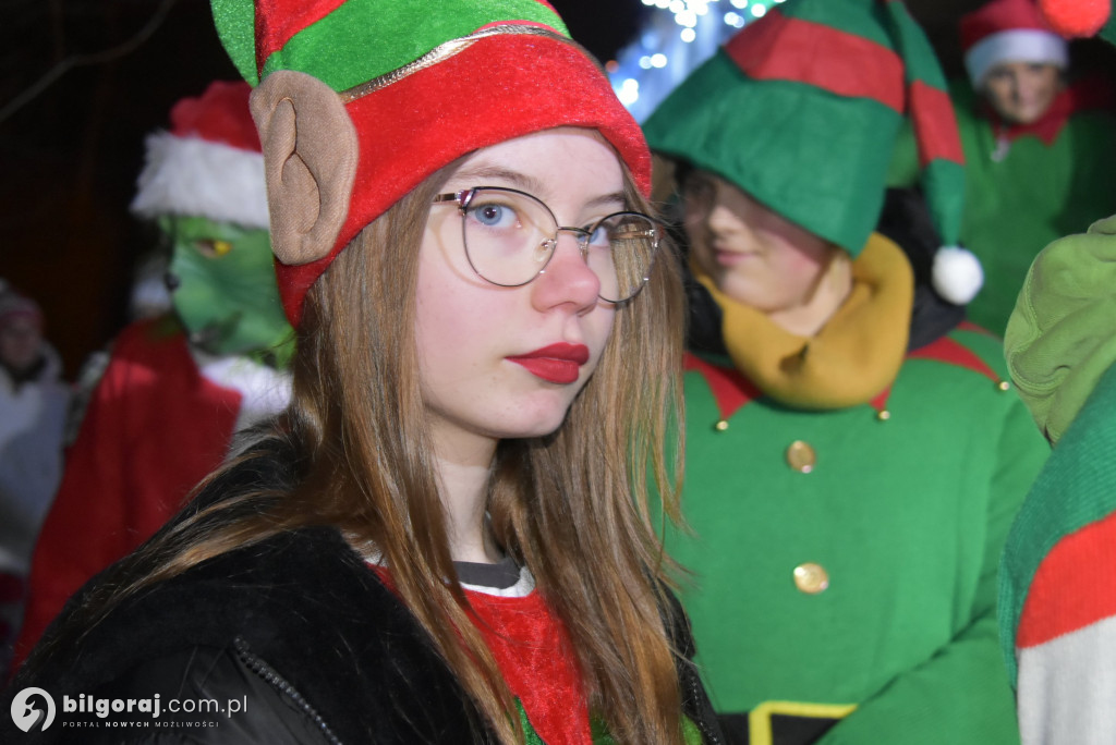 Fabryka zabawek w Dereźni! Mikołaj na platformie odwiedził wioskę