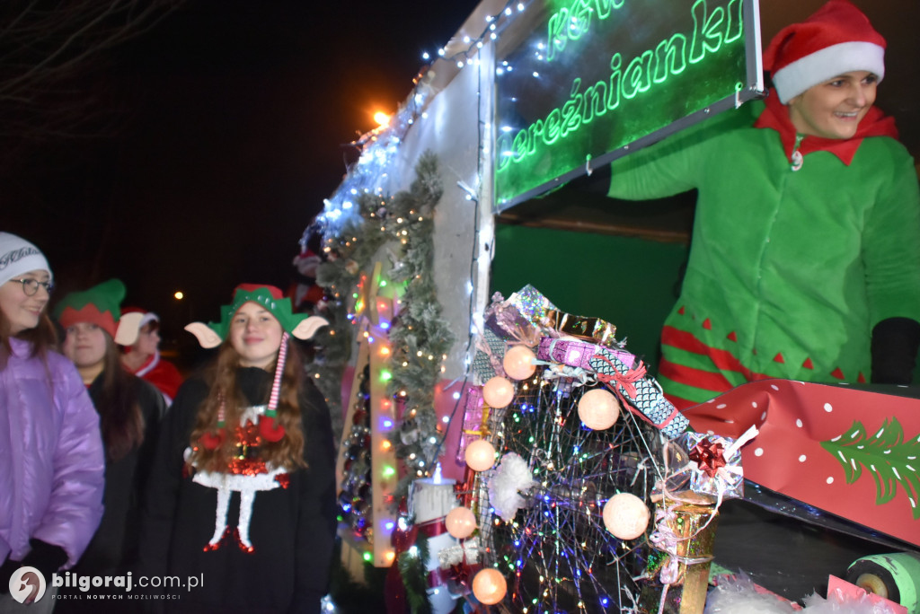 Fabryka zabawek w Dereźni! Mikołaj na platformie odwiedził wioskę