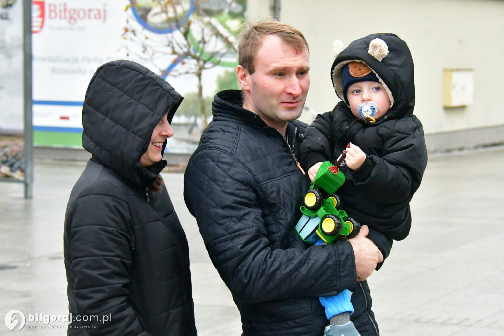 MotoMikołaje 2025 – paczki dla podopiecznych Wioski Dziecięcej i małych pacjentów