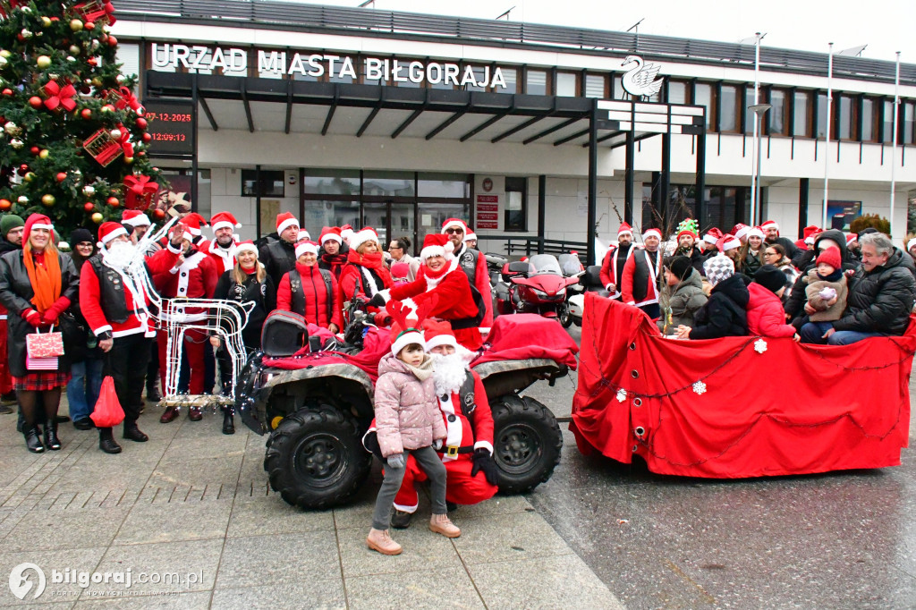 MotoMikołaje 2025 – paczki dla podopiecznych Wioski Dziecięcej i małych pacjentów