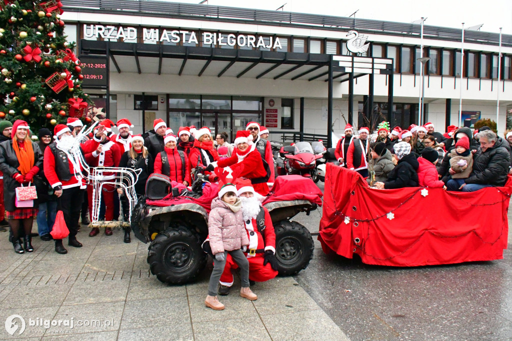 MotoMikołaje 2025 – paczki dla podopiecznych Wioski Dziecięcej i małych pacjentów