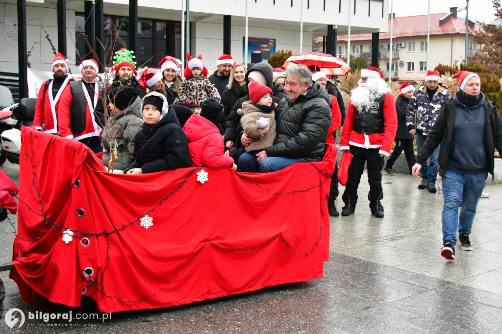 MotoMikołaje 2025 – paczki dla podopiecznych Wioski Dziecięcej i małych pacjentów