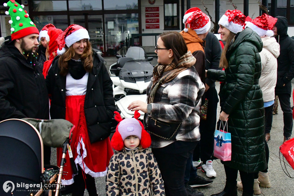 MotoMikołaje 2025 – paczki dla podopiecznych Wioski Dziecięcej i małych pacjentów