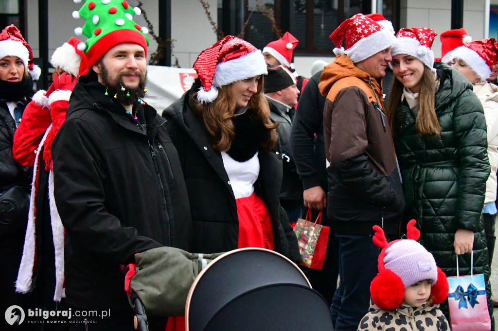 MotoMikołaje 2025 – paczki dla podopiecznych Wioski Dziecięcej i małych pacjentów