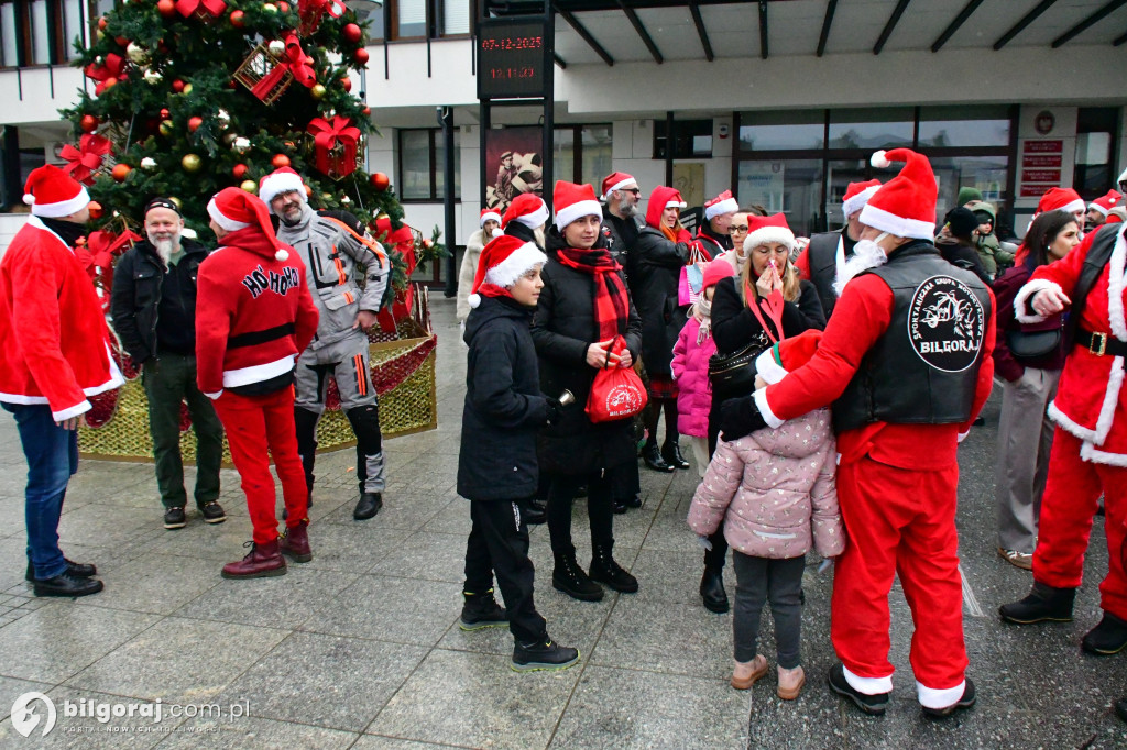 MotoMikołaje 2025 – paczki dla podopiecznych Wioski Dziecięcej i małych pacjentów