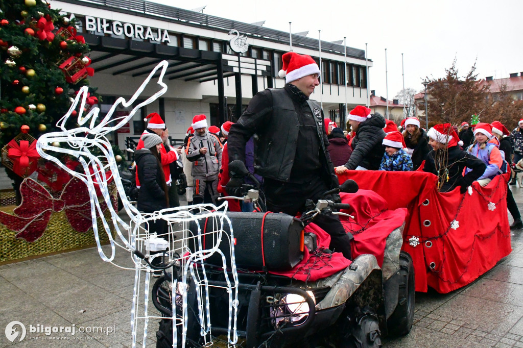 MotoMikołaje 2025 – paczki dla podopiecznych Wioski Dziecięcej i małych pacjentów
