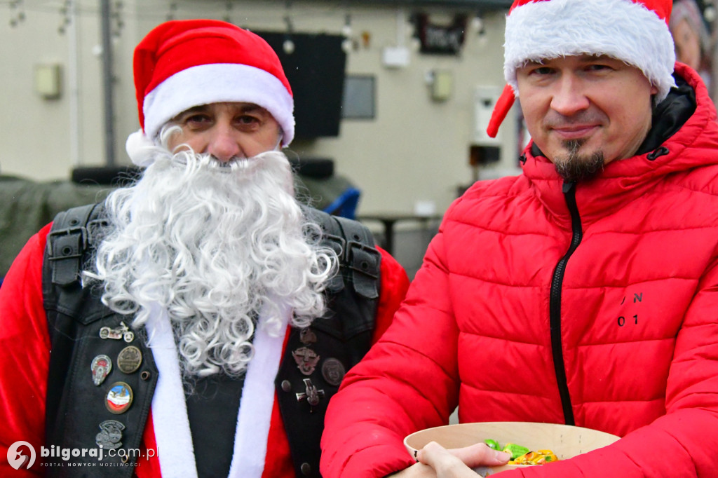 MotoMikołaje 2025 – paczki dla podopiecznych Wioski Dziecięcej i małych pacjentów