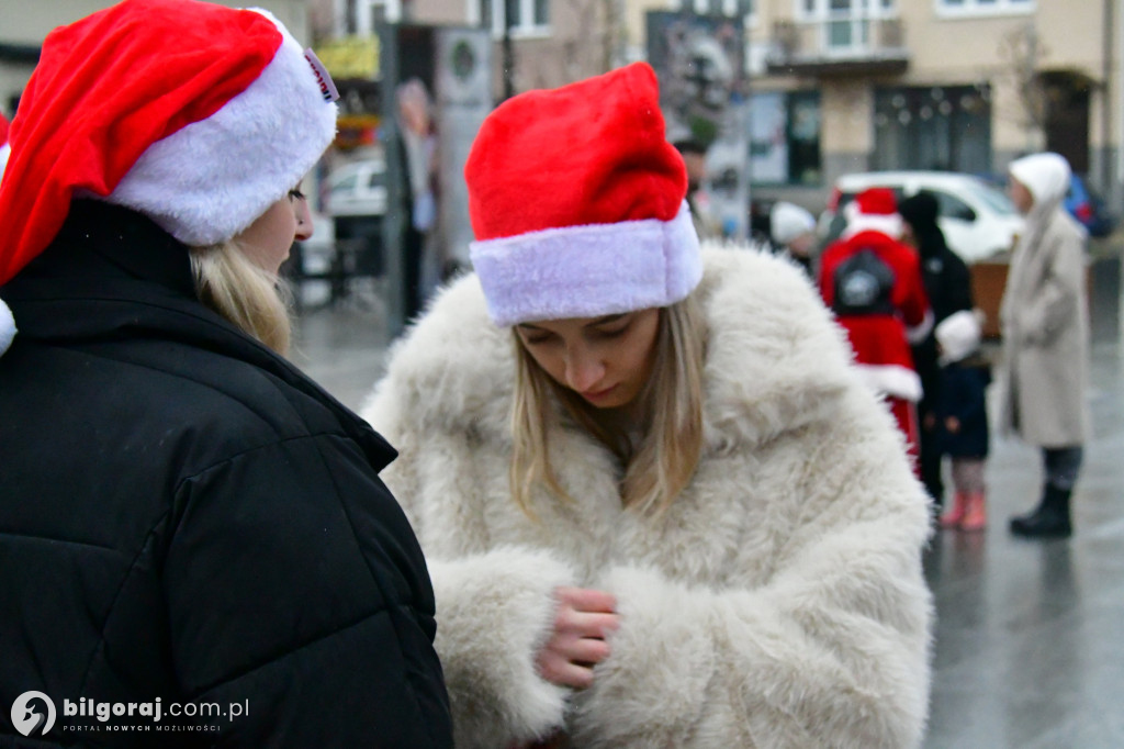 MotoMikołaje 2025 – paczki dla podopiecznych Wioski Dziecięcej i małych pacjentów