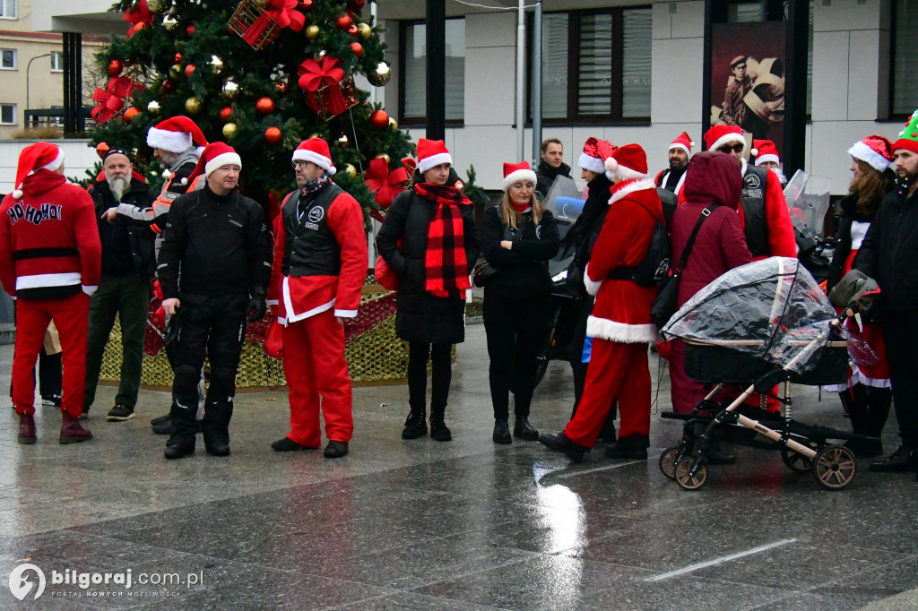 MotoMikołaje 2025 – paczki dla podopiecznych Wioski Dziecięcej i małych pacjentów