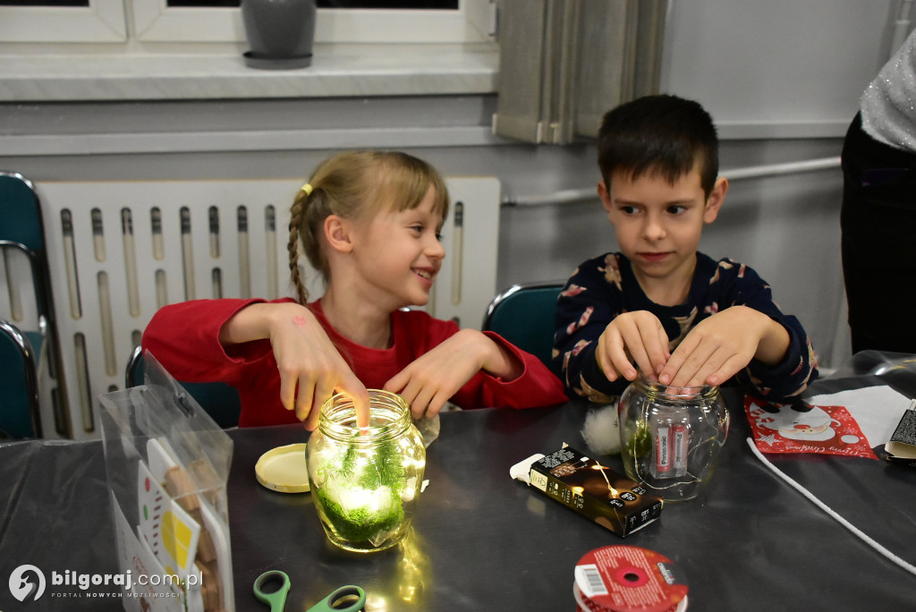 Lampiony, choinka i św. Mikołaj. Świąteczne warsztaty we Frampolu