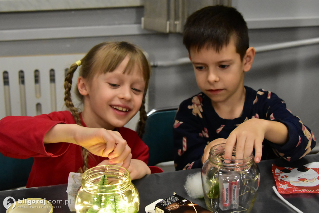 Lampiony, choinka i św. Mikołaj. Świąteczne warsztaty we Frampolu