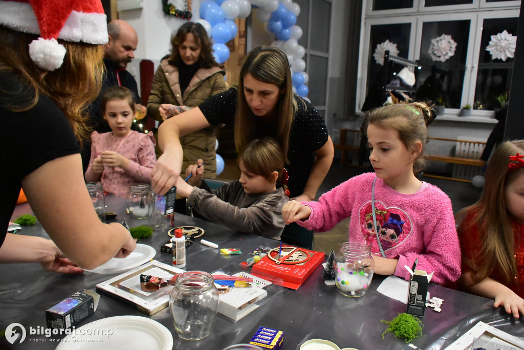 Lampiony, choinka i św. Mikołaj. Świąteczne warsztaty we Frampolu
