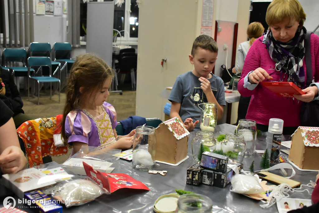 Lampiony, choinka i św. Mikołaj. Świąteczne warsztaty we Frampolu