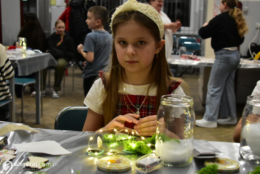 Lampiony, choinka i św. Mikołaj. Świąteczne warsztaty we Frampolu