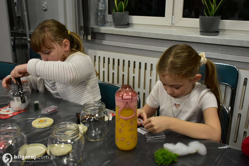 Lampiony, choinka i św. Mikołaj. Świąteczne warsztaty we Frampolu