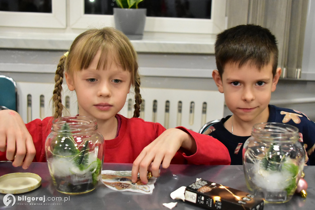 Lampiony, choinka i św. Mikołaj. Świąteczne warsztaty we Frampolu