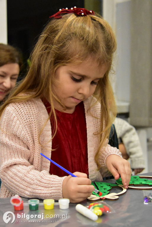 Lampiony, choinka i św. Mikołaj. Świąteczne warsztaty we Frampolu